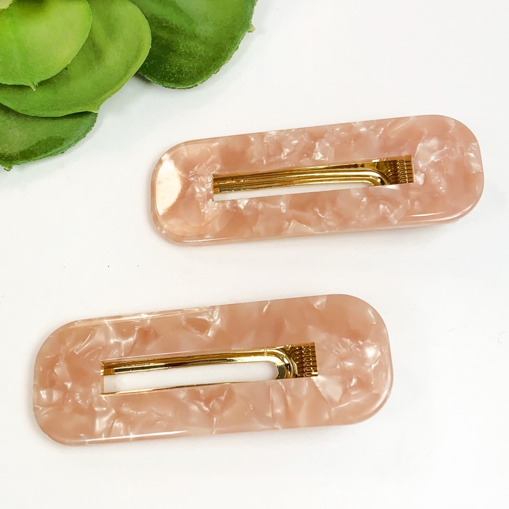 NEW Pink Pearly Acrylic Hair Clip 2 Pack